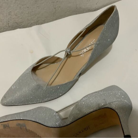 New J Renee Women's Veeva Pointed Toe Pumps Size 8 M Silver Glitter Fabric - Picture 6 of 8